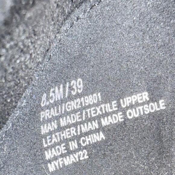 BCBGeneration Prali Lug Sole Chelsea Booties Black Ankle Boot size 8.5 - Picture 7 of 7